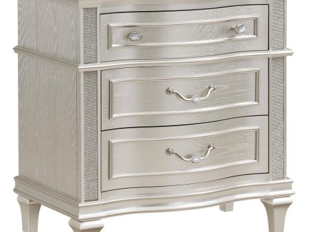 Evangeline 3-Drawer Nightstand Silver Oak Online Hot Sale