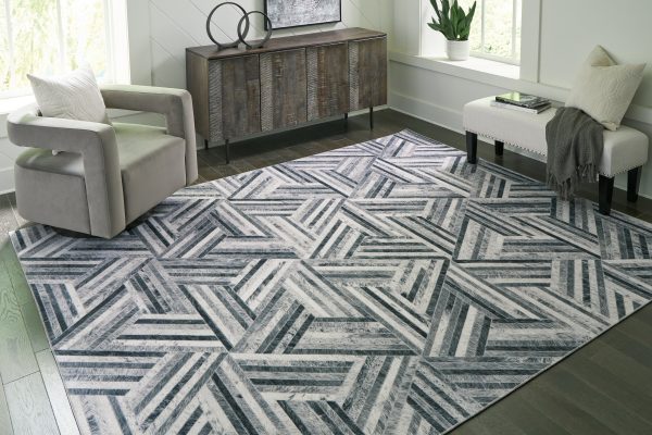 Adalock Gray Cream 7 10  x 10  Rug Fashion